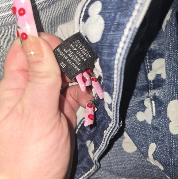 Torrid Disney Mickey Mouse Denim Shorts 20 - Picture 3 of 4